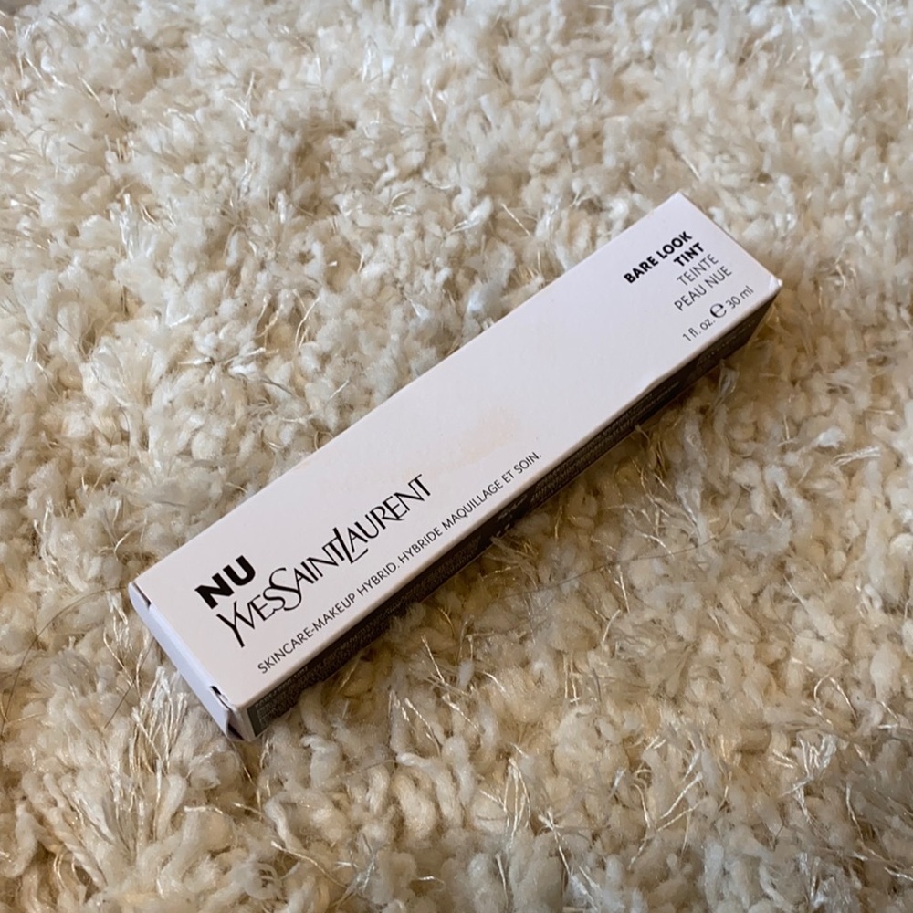 Yves Saint Laurent NU foundation in NU10